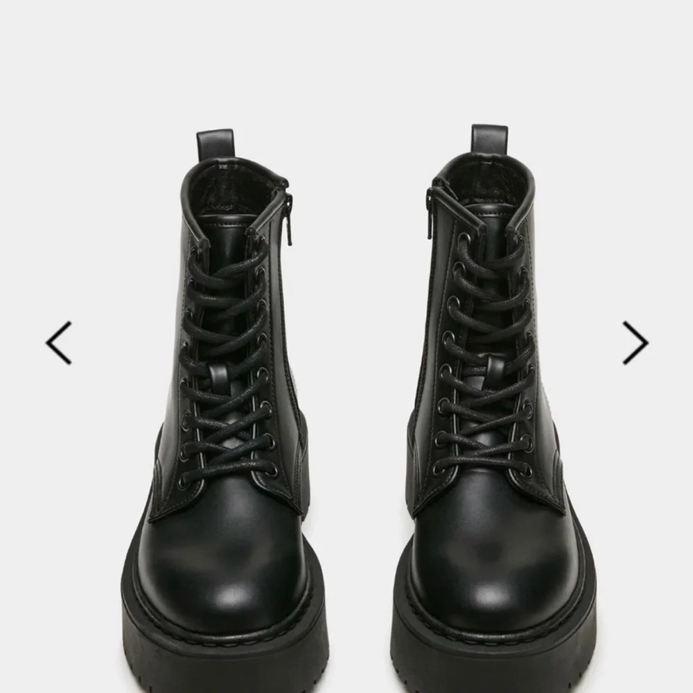 Steve Madden Buffy Black Platform Combat Boots Side Zip Vegan Leather NWOB - Picture 10 of 10